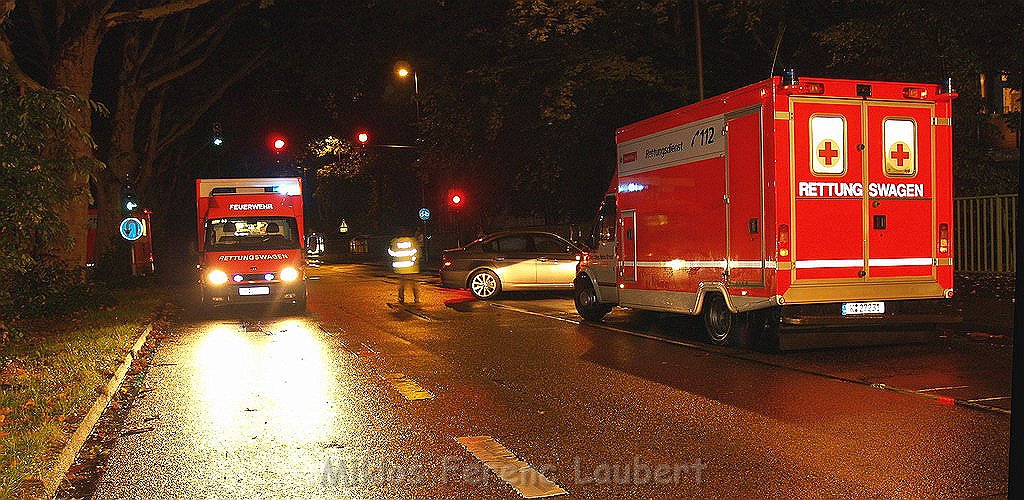 VU PKW RTW Koeln Riehl Boltensternstr Hittorfstr P57.JPG